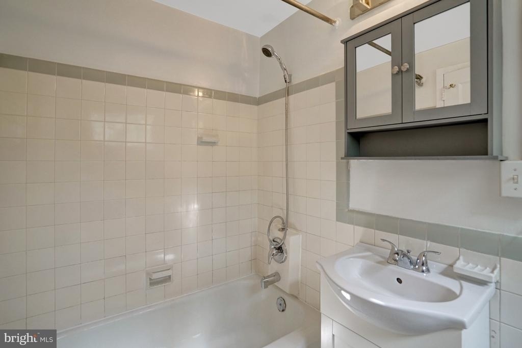 3200 Martha Custis Drive - Photo 14