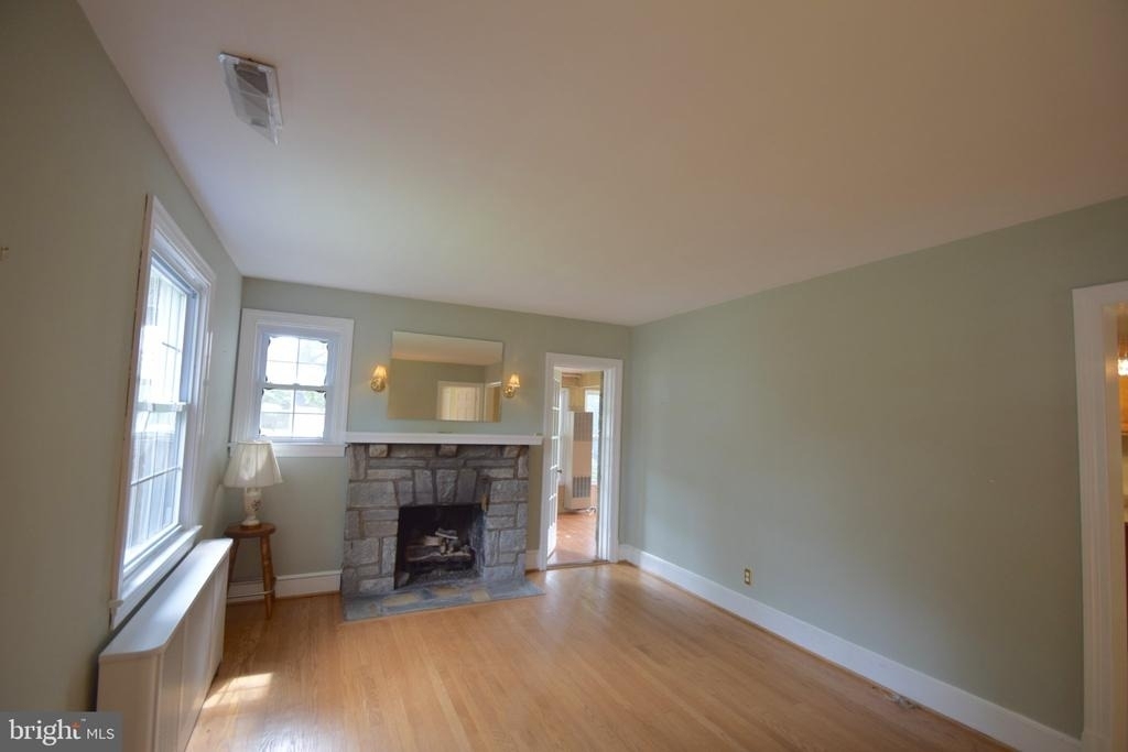 4610 3rd Street S - Photo 4