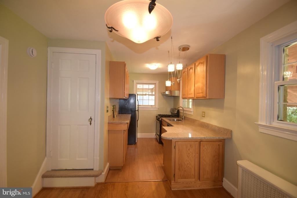 4610 3rd Street S - Photo 8