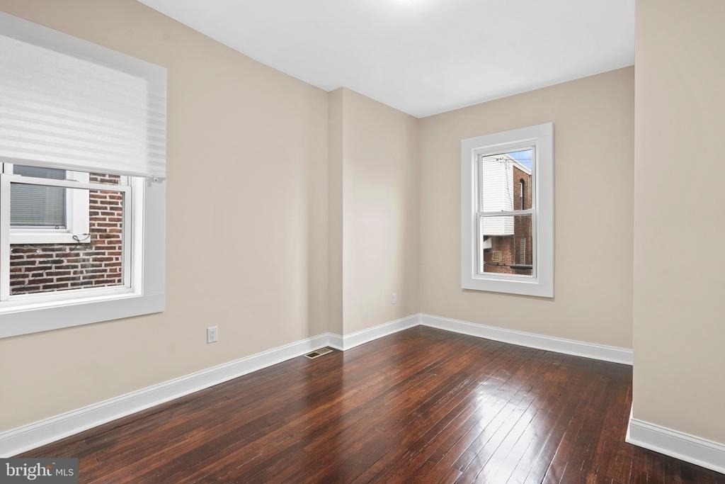 5611 Stewart Street - Photo 16