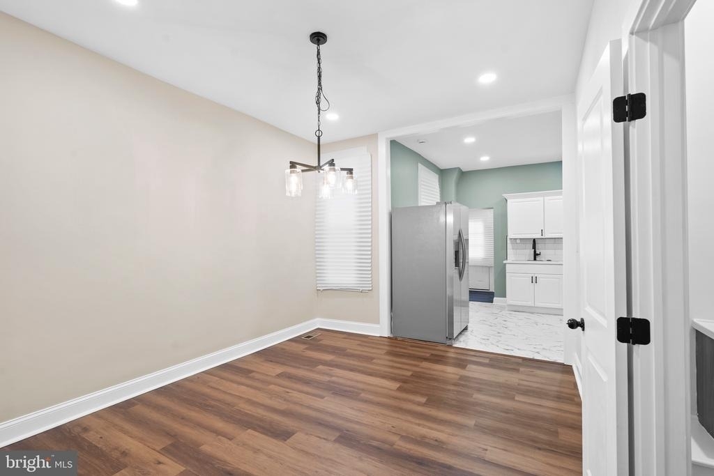 5611 Stewart Street - Photo 6