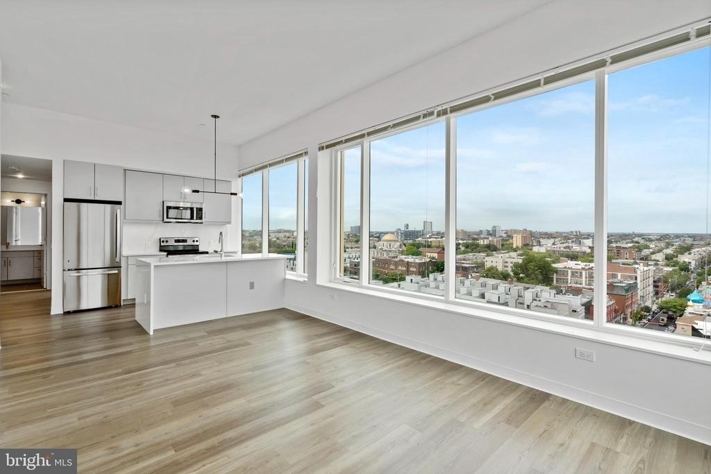 569 N 5th Street - Photo 1
