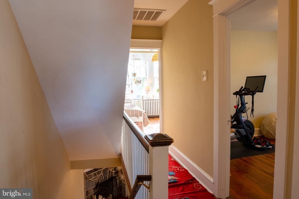 409 Price Street - Photo 18