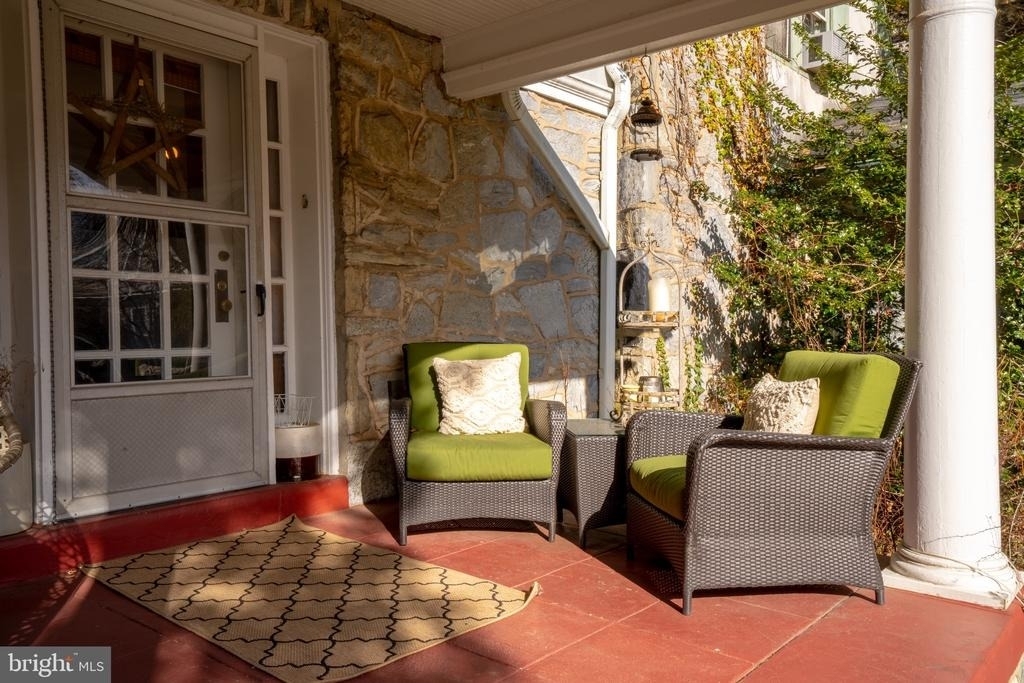 409 Price Street - Photo 1