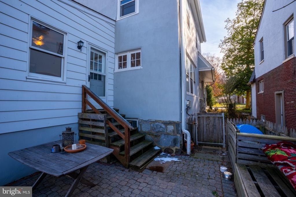 409 Price Street - Photo 19