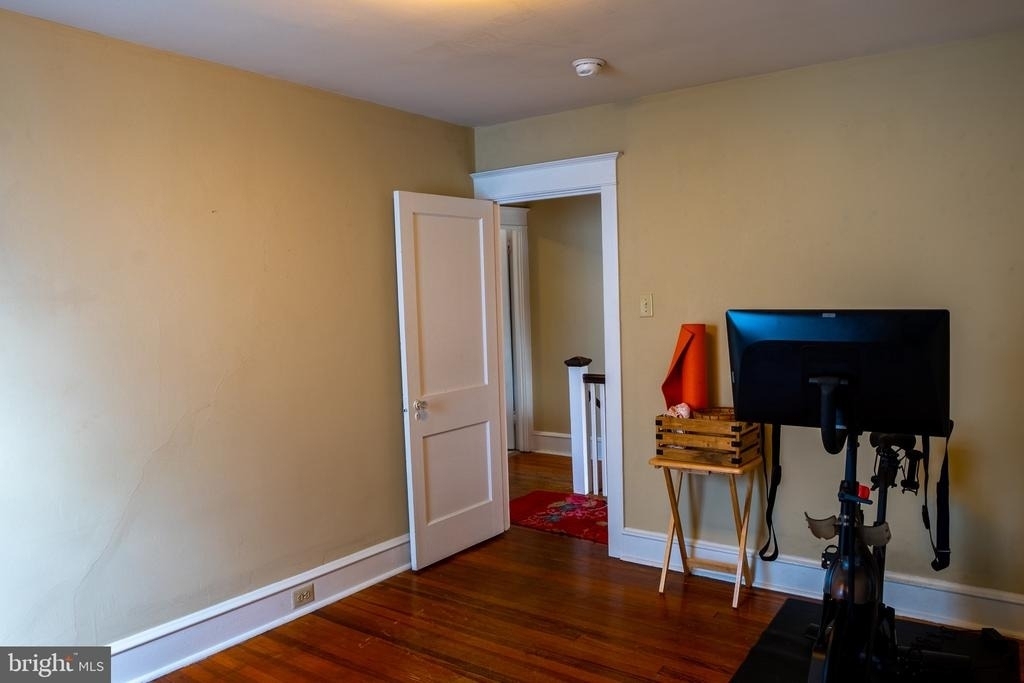 409 Price Street - Photo 16