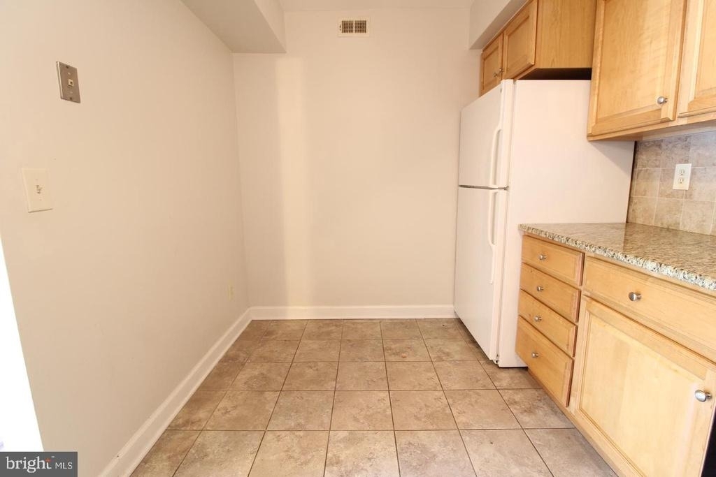 3123 Sayre Drive - Photo 11