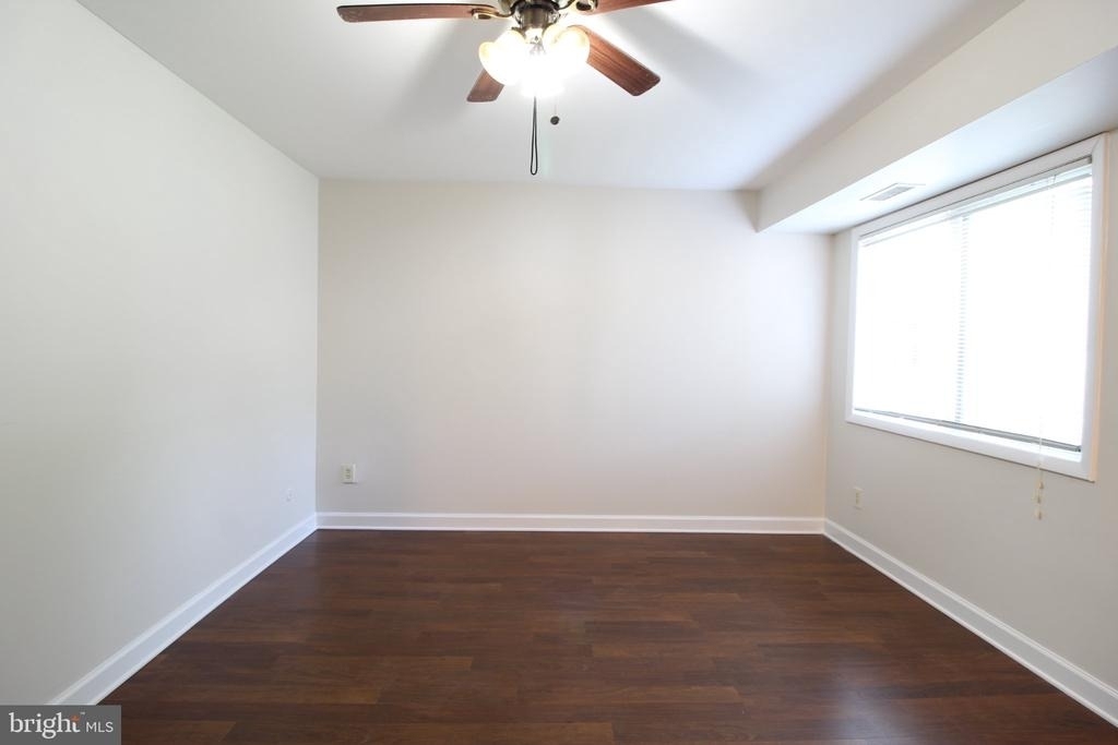 3123 Sayre Drive - Photo 24