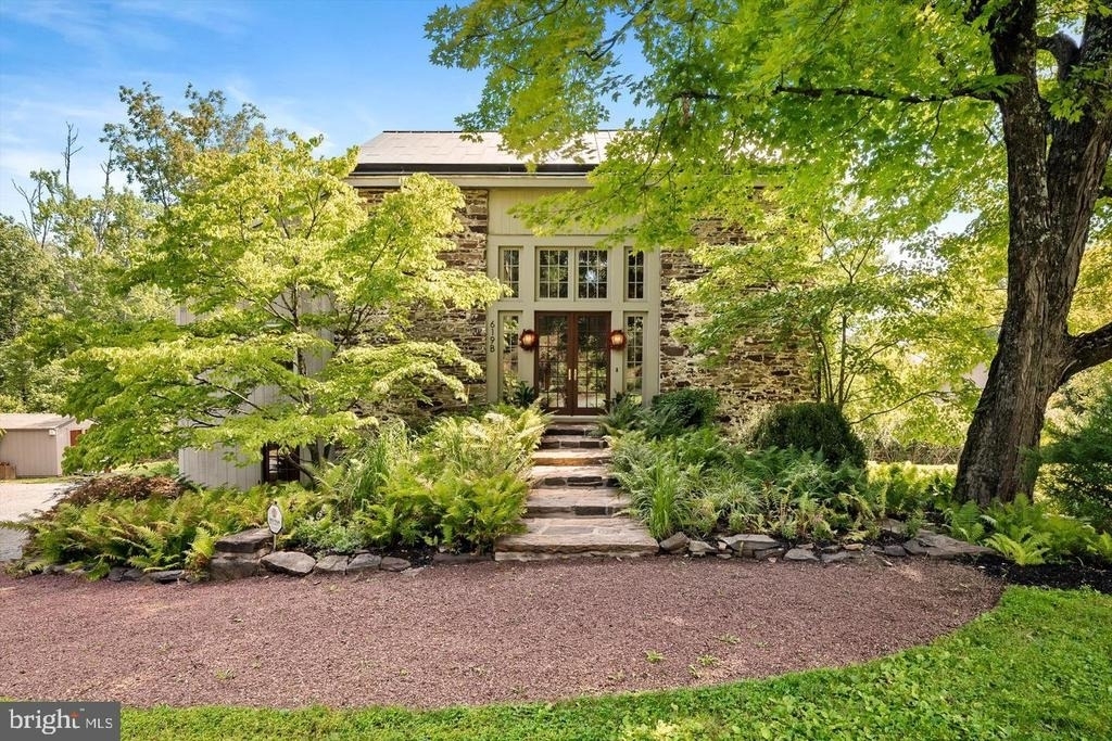 619b Lawrenceville Road - Photo 2