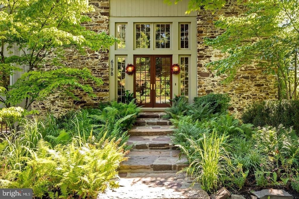 619b Lawrenceville Road - Photo 3
