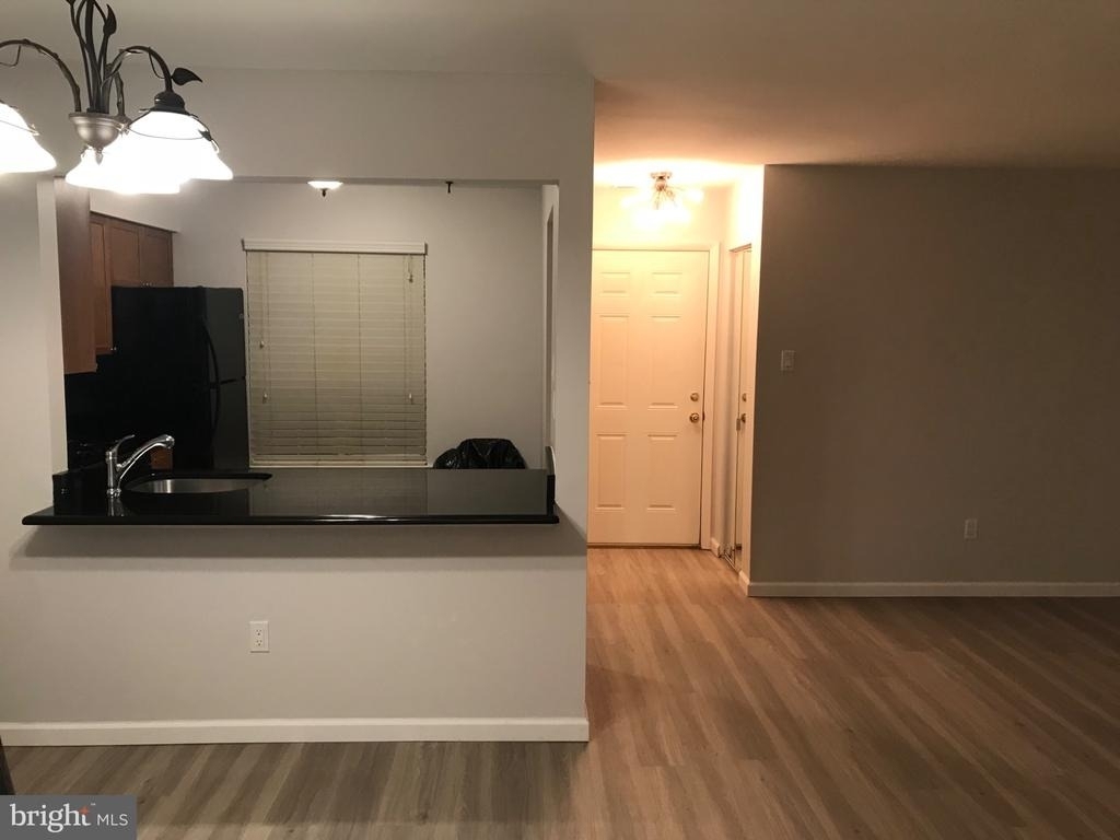549 Shetland Court - Photo 3