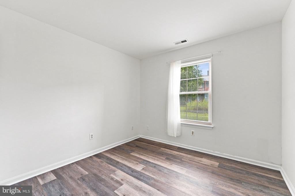 405 Atlanta Court - Photo 14