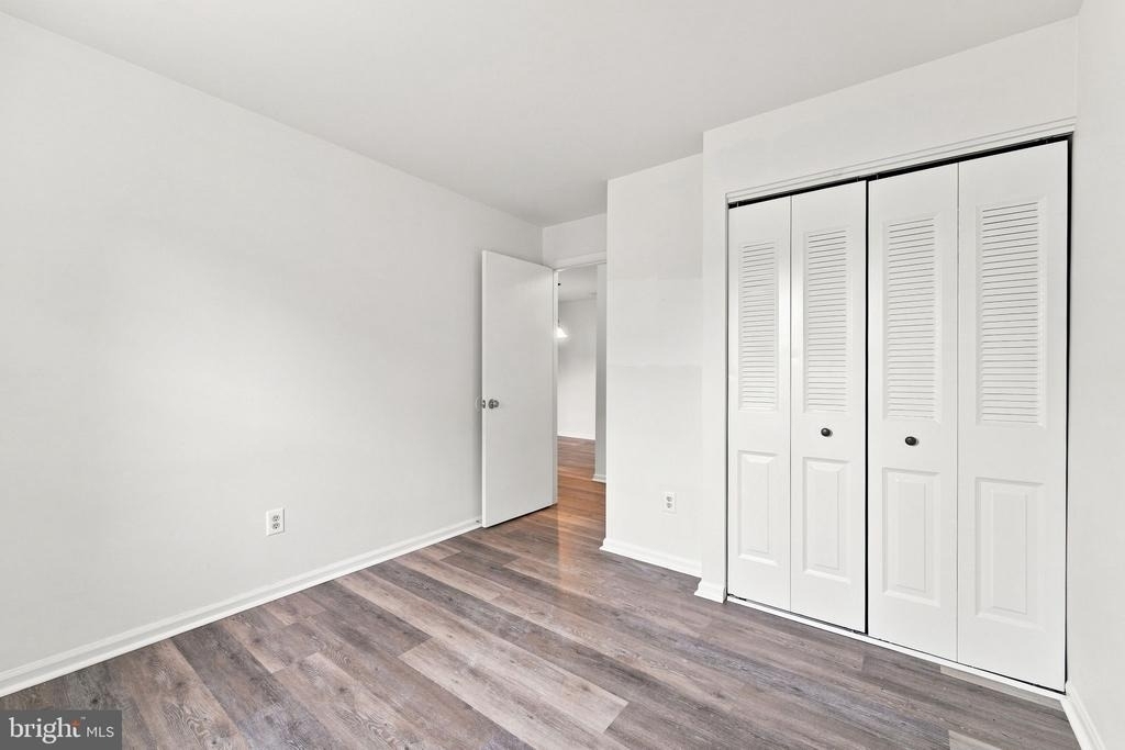 405 Atlanta Court - Photo 15