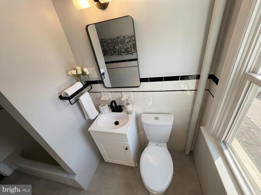 230 Spring Street - Photo 32