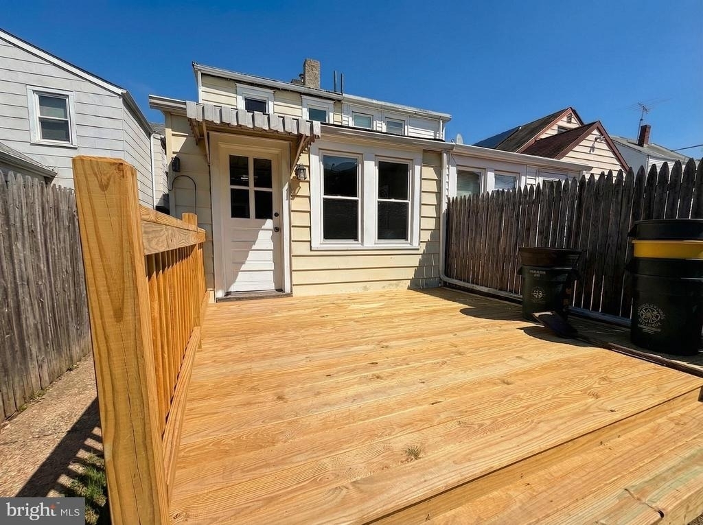 230 Spring Street - Photo 20