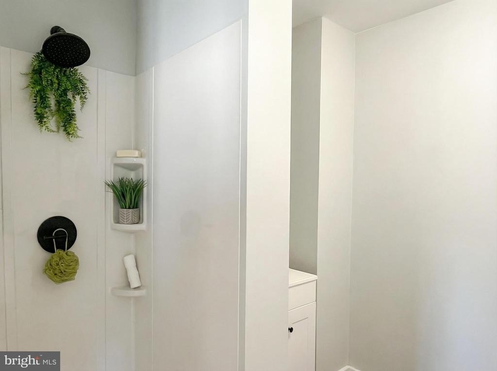230 Spring Street - Photo 7