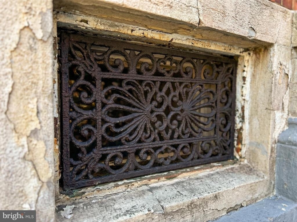 230 Spring Street - Photo 36