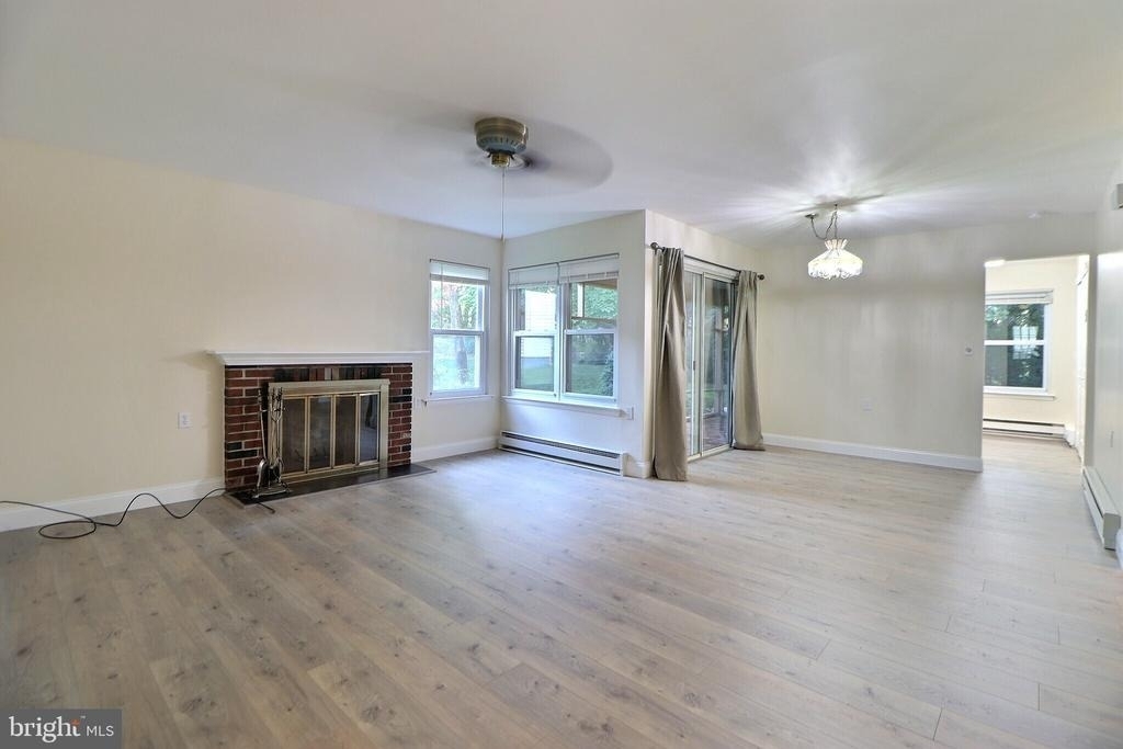 10 Stamford Place - Photo 1