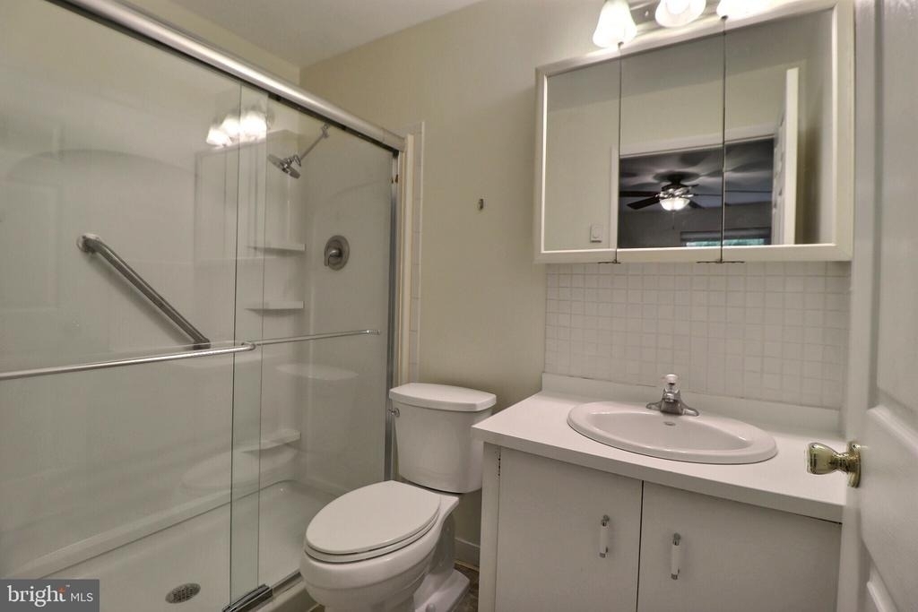 10 Stamford Place - Photo 17