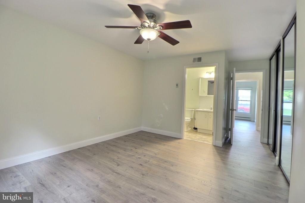 10 Stamford Place - Photo 3