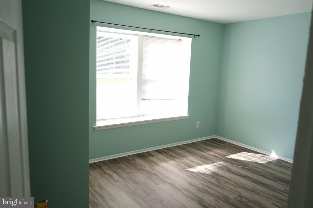 906 Roberts Lane - Photo 8