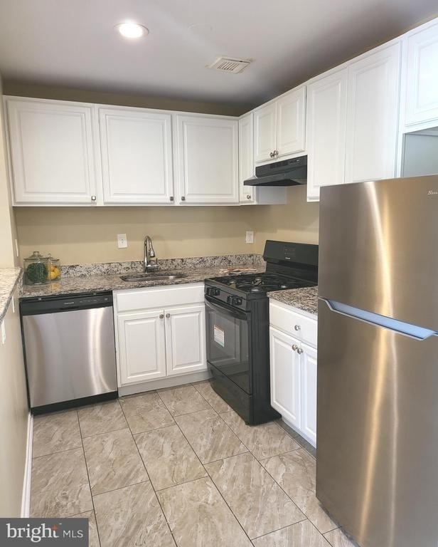 4513 Romlon Street - Photo 6