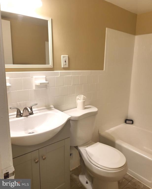 4513 Romlon Street - Photo 24