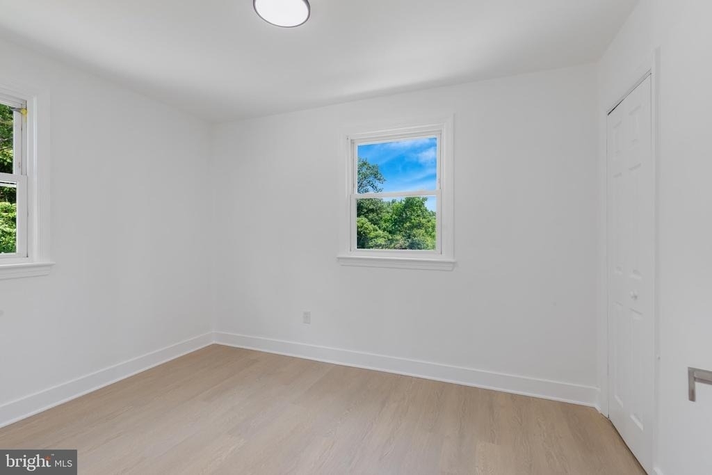 4910 66th Avenue - Photo 14