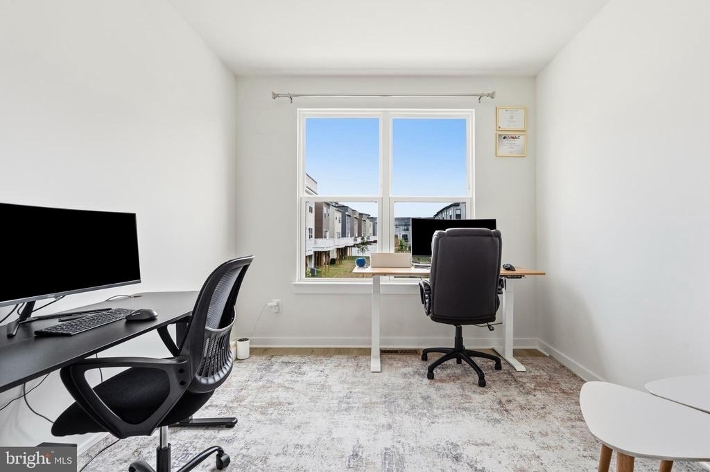 16007 Hyde Park Place - Photo 29