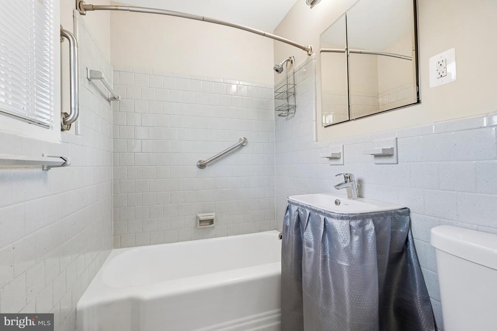 8005 Murray Hill Drive - Photo 13