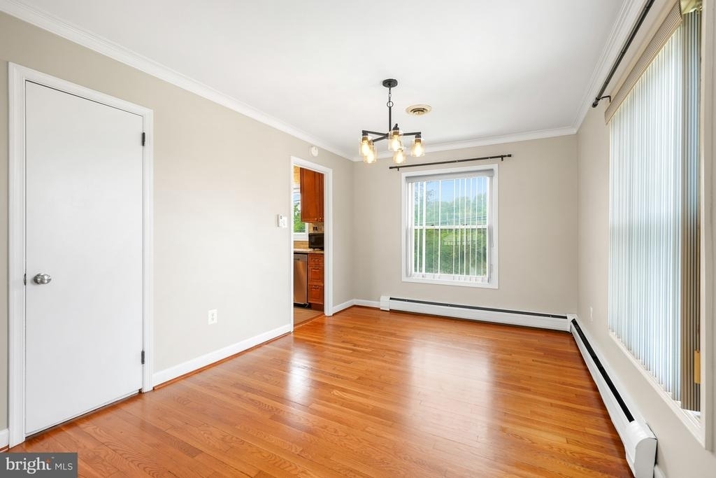 8005 Murray Hill Drive - Photo 6