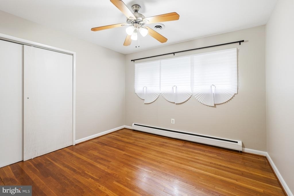 8005 Murray Hill Drive - Photo 15