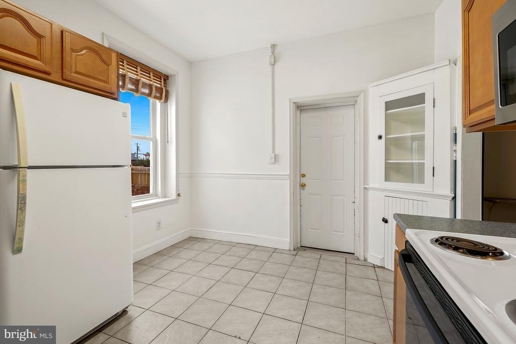 335 Prince George Street - Photo 18