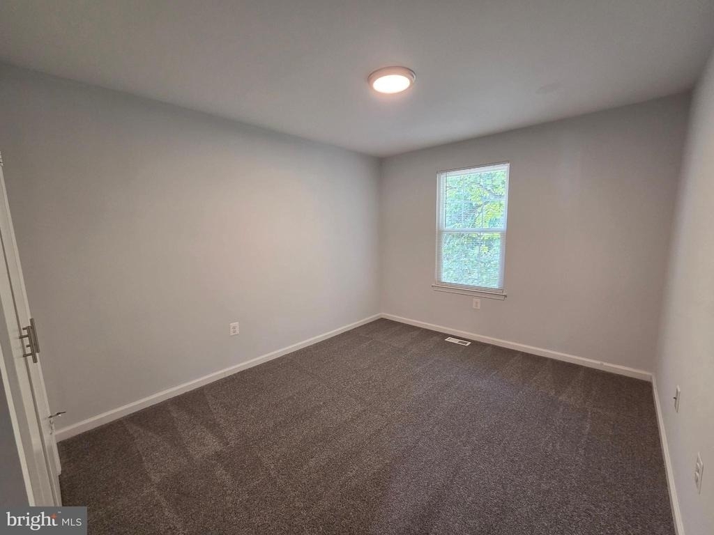 15040 Cherrywood Drive - Photo 11