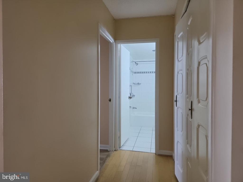 5225 Pooks Hill Road - Photo 7