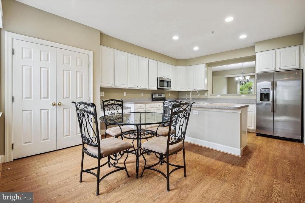 337 Main Street - Photo 4