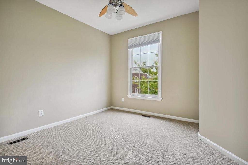 337 Main Street - Photo 15