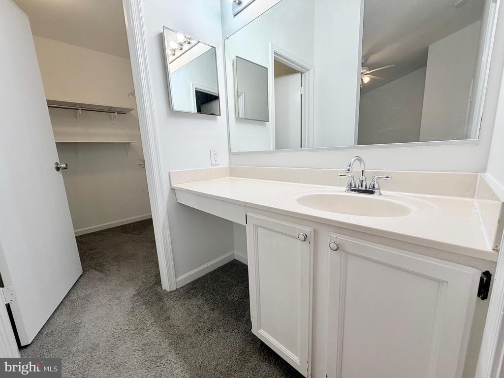 6122 Little Foxes Run - Photo 6
