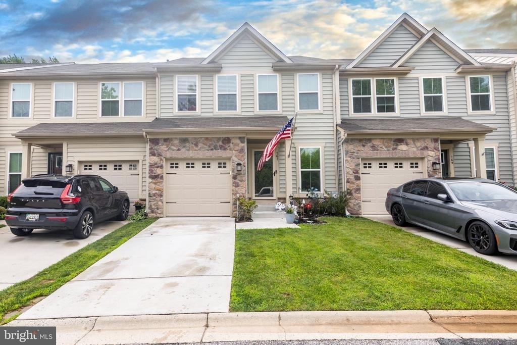 167 Hokeland Drive - Photo 0