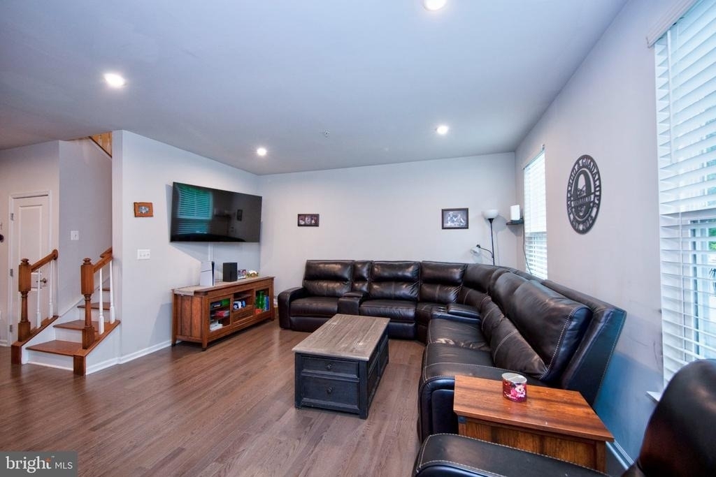 167 Hokeland Drive - Photo 8