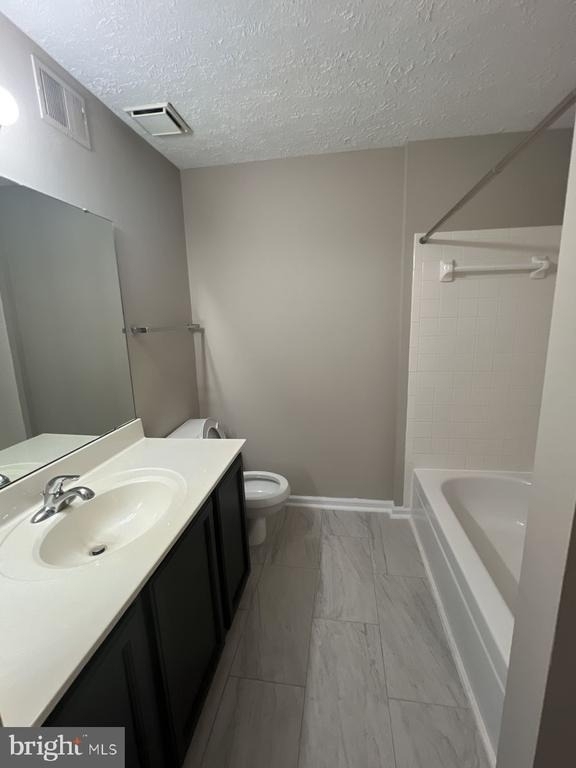 5588 Talbot Court - Photo 14