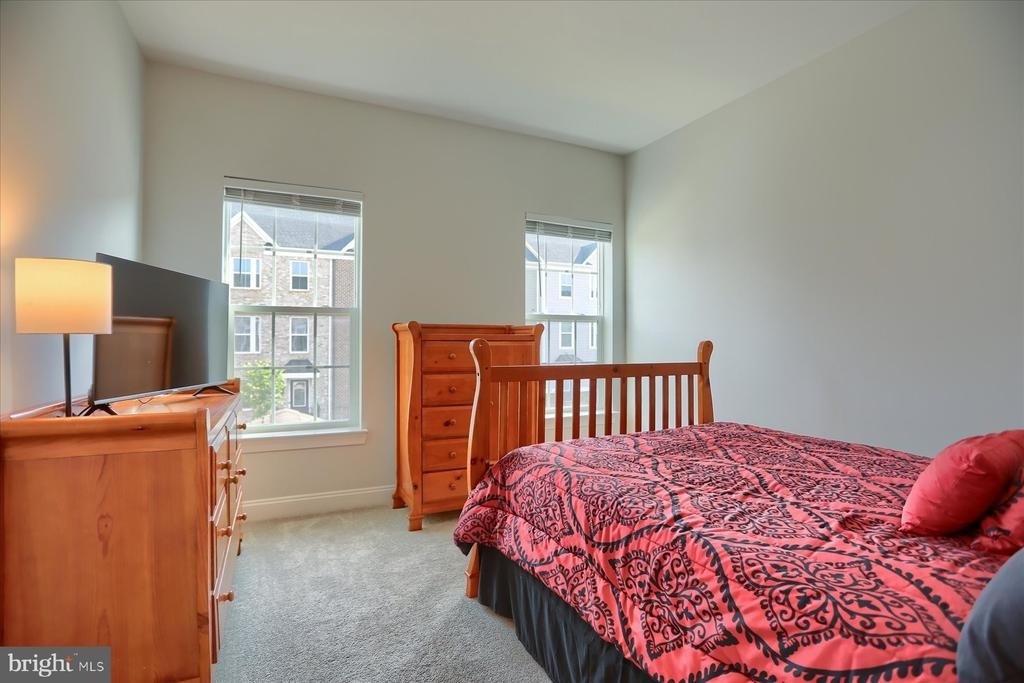 6407 Falconwood Street - Photo 21