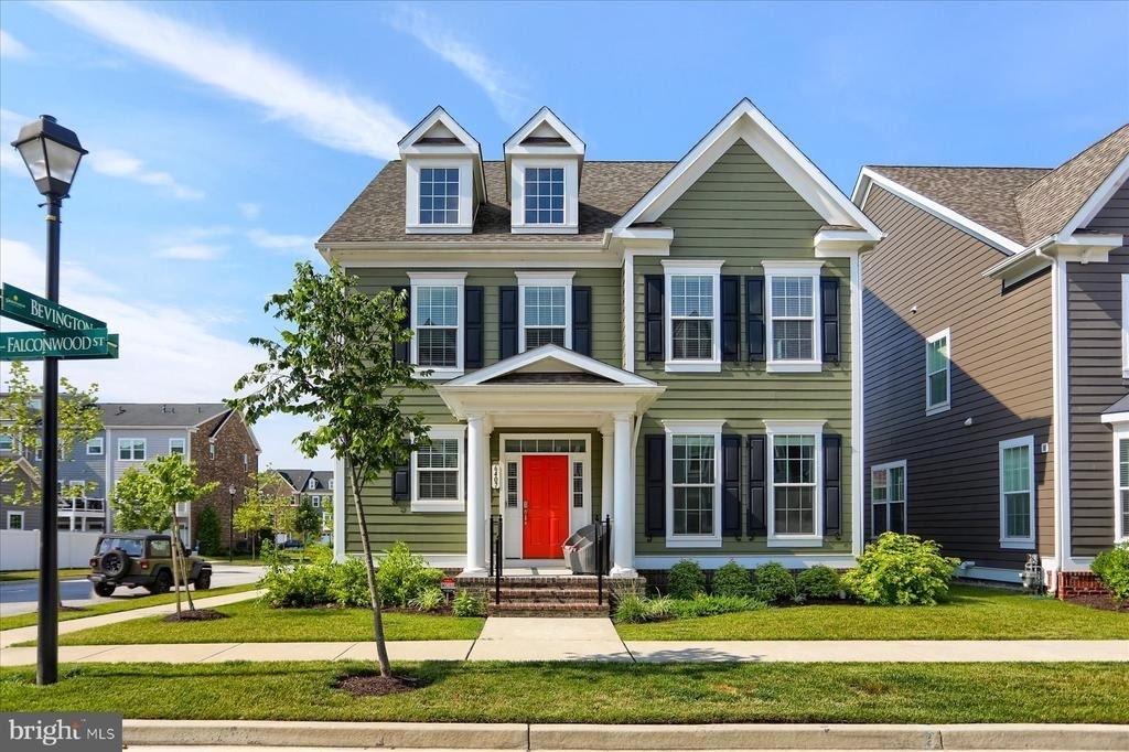 6407 Falconwood Street - Photo 0