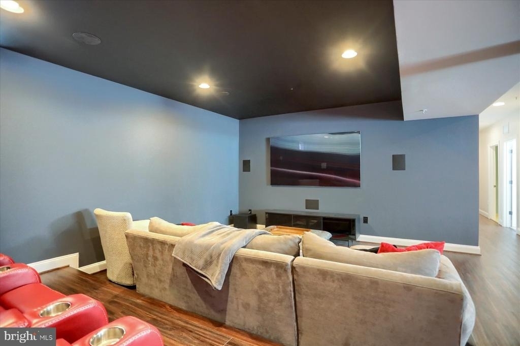 6407 Falconwood Street - Photo 49