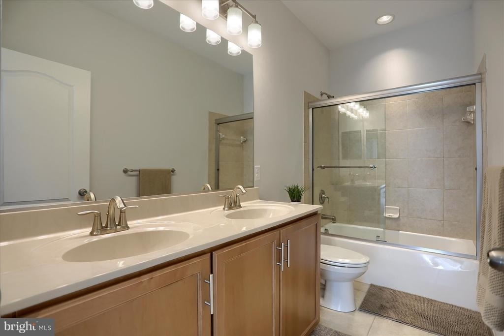 6407 Falconwood Street - Photo 37