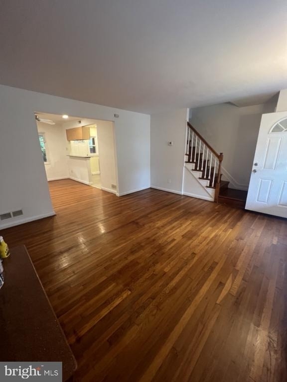 927 Southridge Road - Photo 2