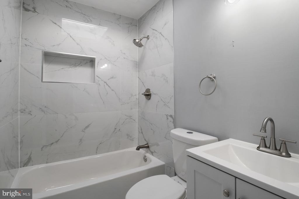 1202 Darley Avenue - Photo 12