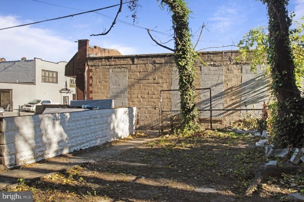 1202 Darley Avenue - Photo 15