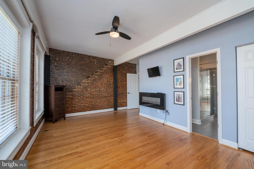 840 S Bond Street - Photo 24