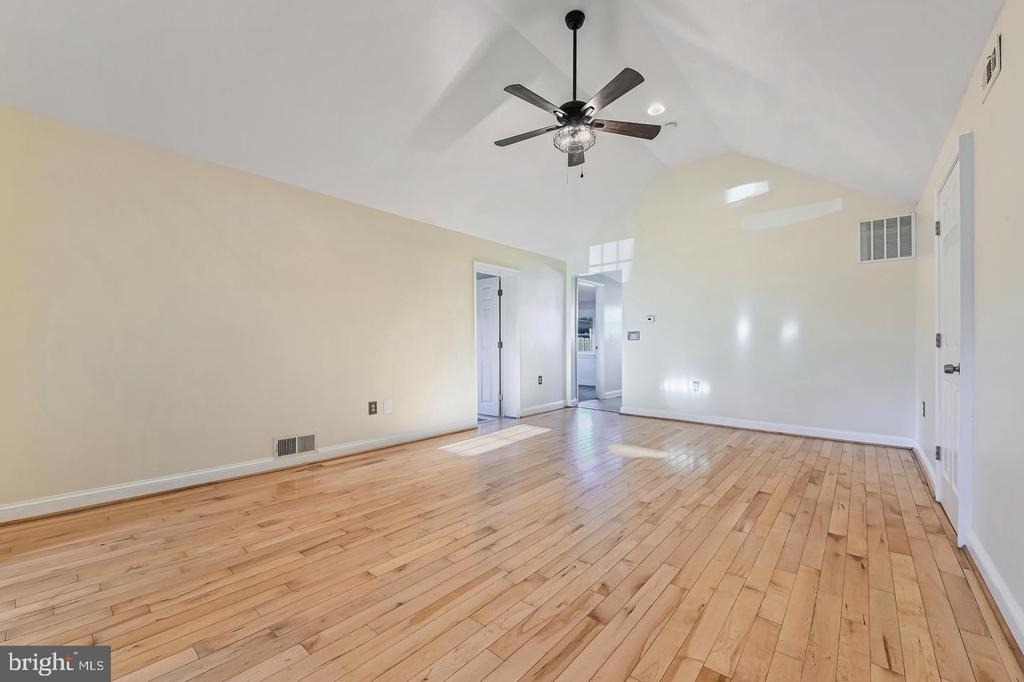 1615 Grange Road - Photo 13